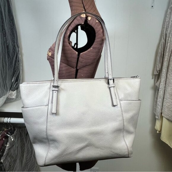 Michael Kors Pearl Grey Large Pebbled Leather Jet Set Tote Bag Purse Handbag - Picture 2 of 15